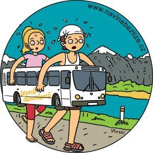 Na tuhle dovolenou nezapomeneš. Já se ženou neseme autobus pod paží. Ilustrace.